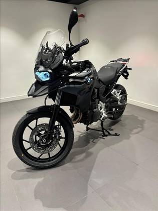 BMW F 800 GS PLUS BMW F 800 GS PLUS